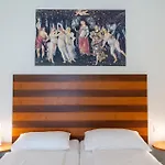 Guest house By La Perla 3*