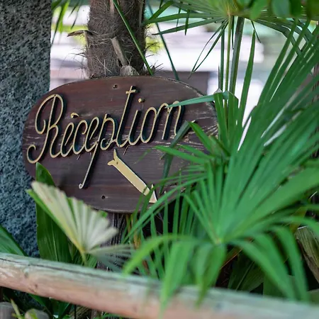 By La Perla Pensionat