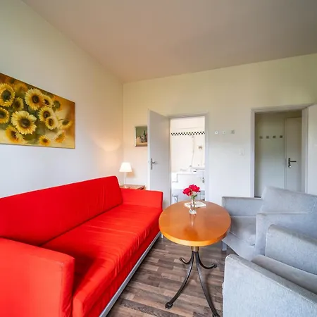 By La Perla Pensionat Ascona