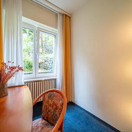 By La Perla Guest house