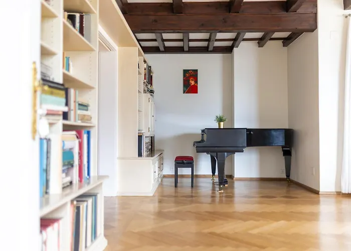 By La Perla Ασκόνα