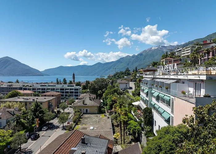 By La Perla 3* 아스꼬나